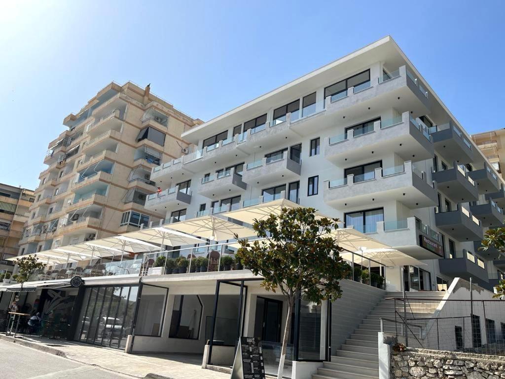 Diamond Golden 3 Saranda